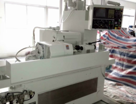 高端精密仪器翻新喷漆